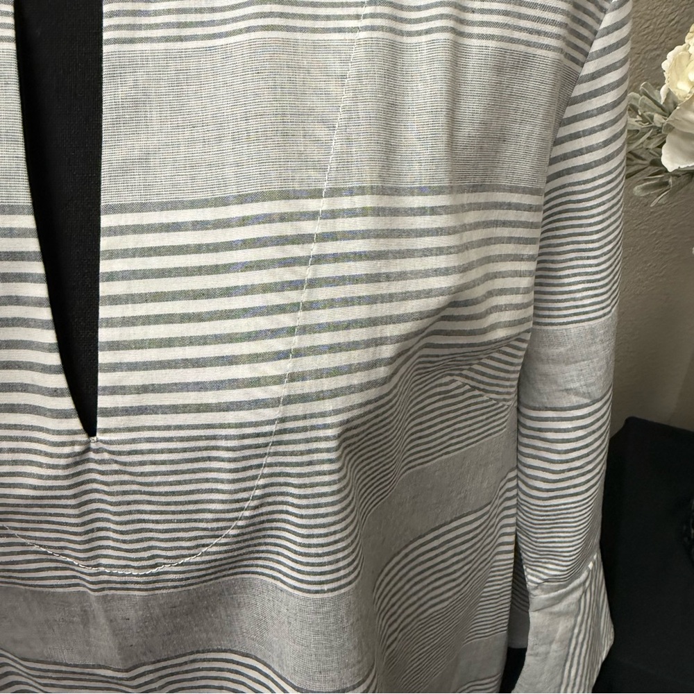 Westbound 100% Cotton Striped Split Neck Tunic Top Gray White Large - Picture 2 of 9